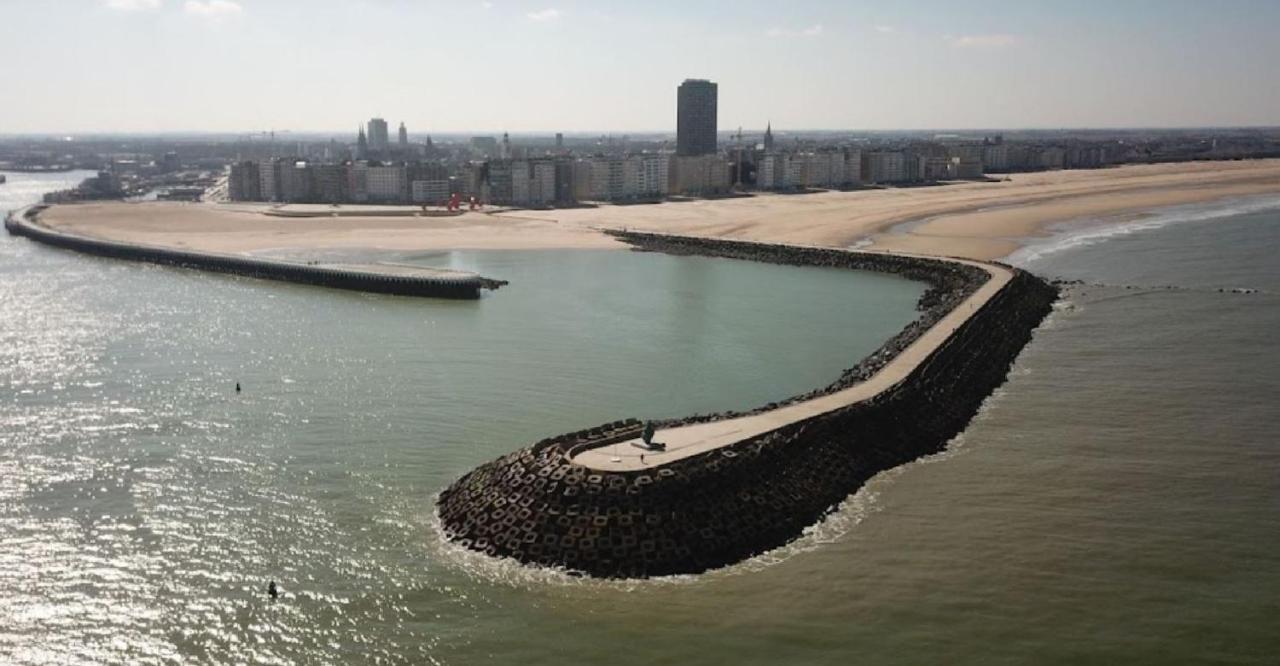 Weloveoostende - Newly Renovated Large Apartment 150M From The Beach - Including Bed Sheets And Final Clea-Ning 외부 사진