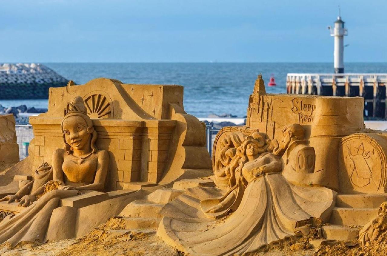 Weloveoostende - Newly Renovated Large Apartment 150M From The Beach - Including Bed Sheets And Final Clea-Ning 외부 사진
