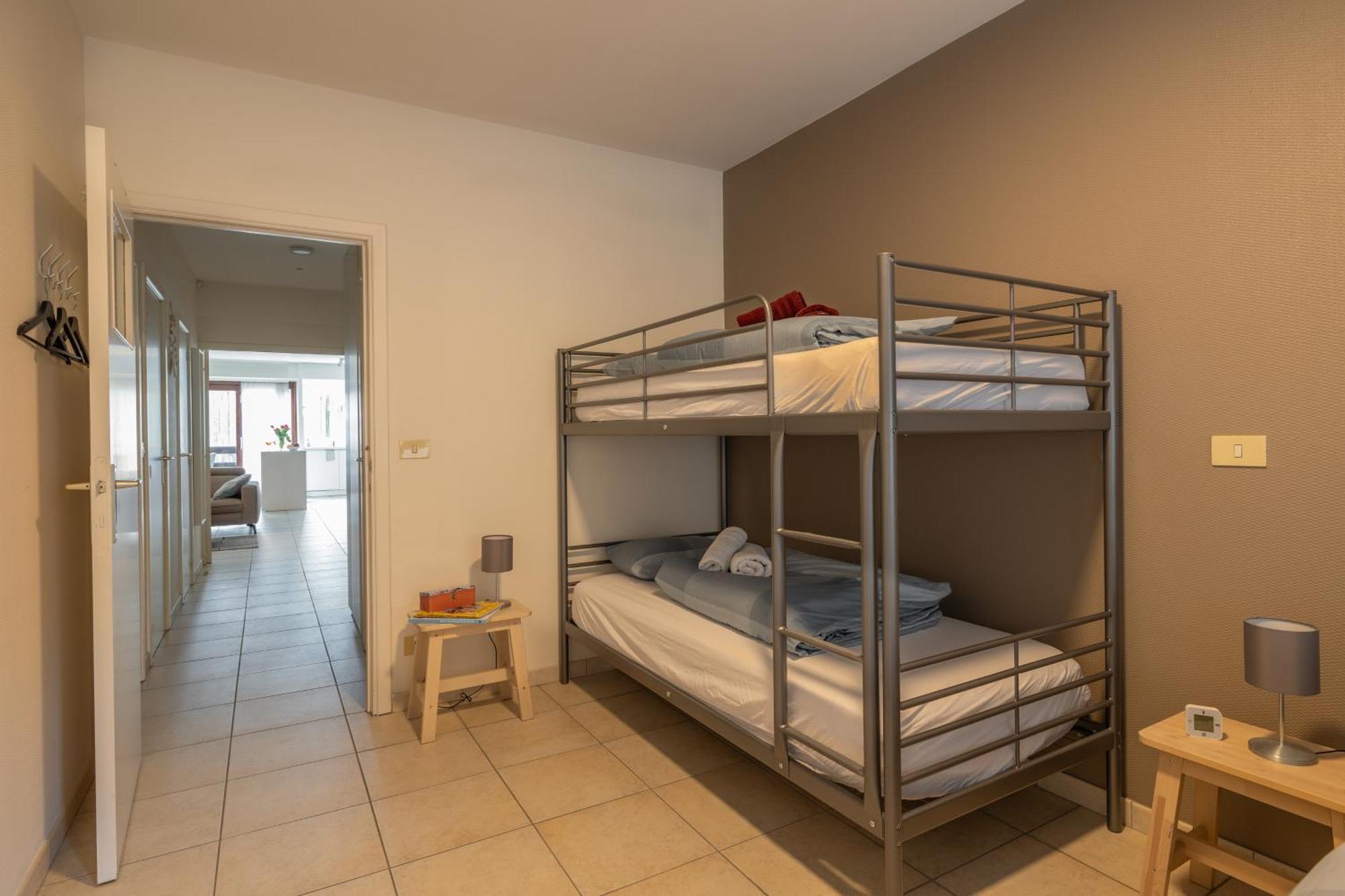 Weloveoostende - Newly Renovated Large Apartment 150M From The Beach - Including Bed Sheets And Final Clea-Ning 외부 사진