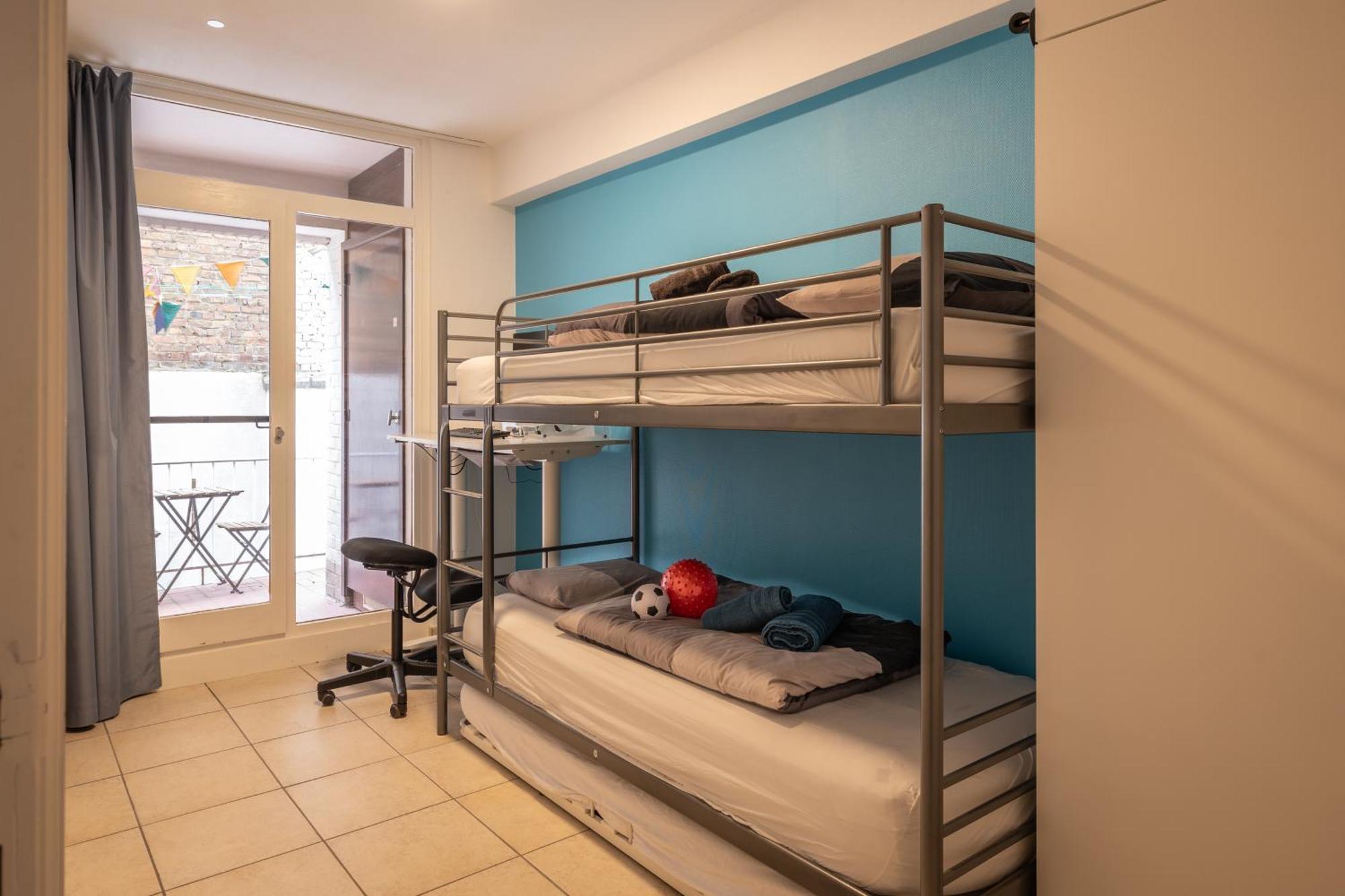 Weloveoostende - Newly Renovated Large Apartment 150M From The Beach - Including Bed Sheets And Final Clea-Ning 외부 사진