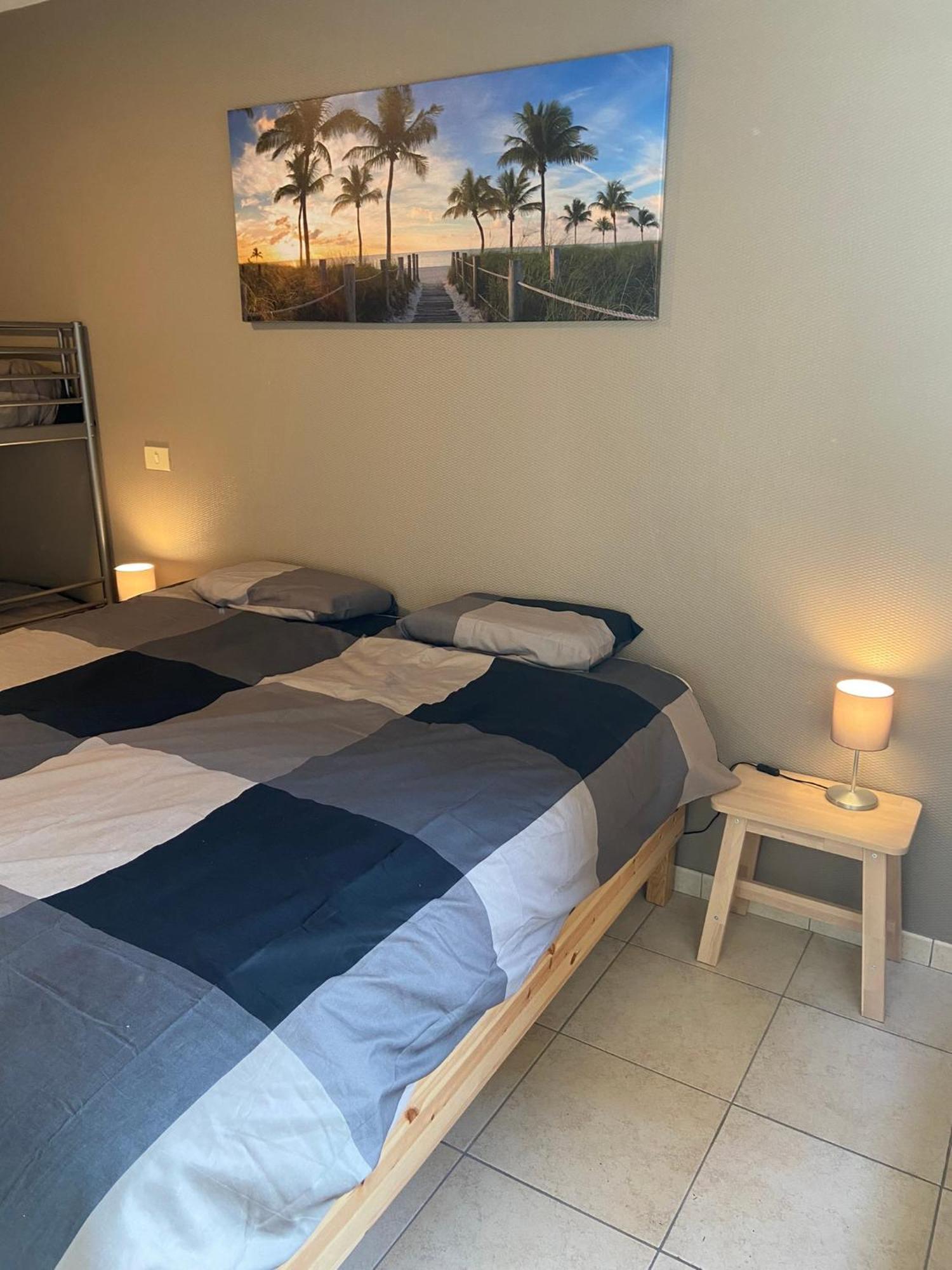 Weloveoostende - Newly Renovated Large Apartment 150M From The Beach - Including Bed Sheets And Final Clea-Ning 외부 사진